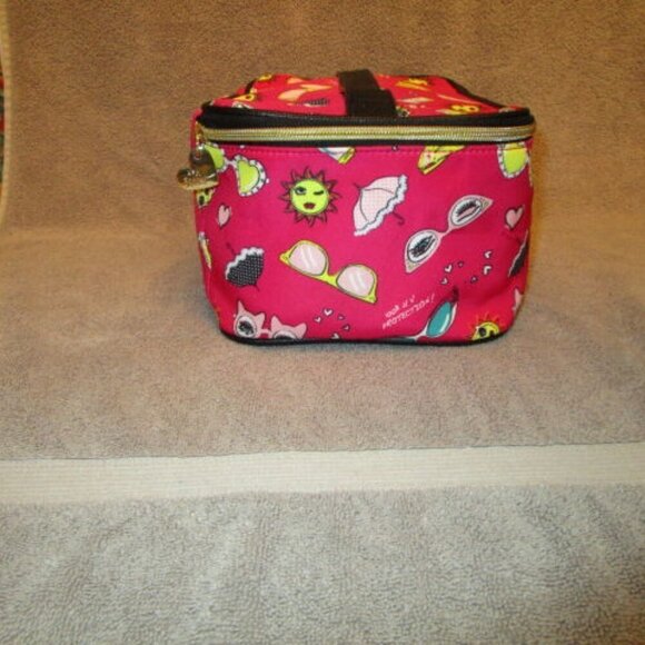 Y2K Vtg Betsey Johnson Summer Fun Makeup Case Cat Eyes Toiletries Travel Bag UPF - Picture 8 of 12